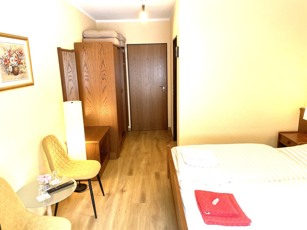 Pension Stenze in Senheim